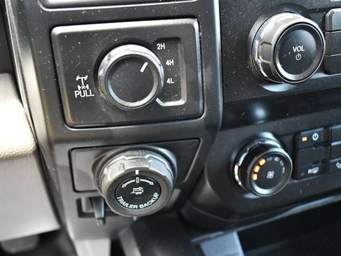Used 2020 Ford F150 SuperCrew XL w/ Equipment Group 101A Mid AWD/4WD image 61
