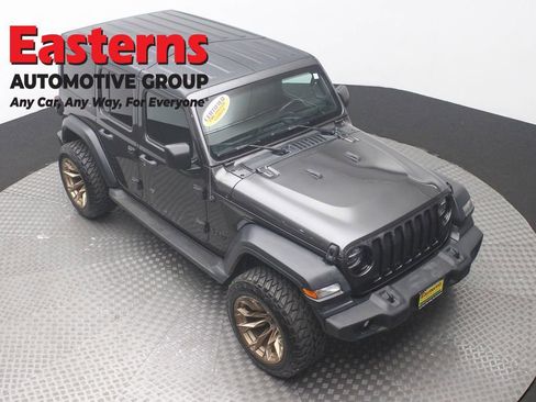 Used 2020 Jeep Wrangler Unlimited Sport AWD/4WD image 3