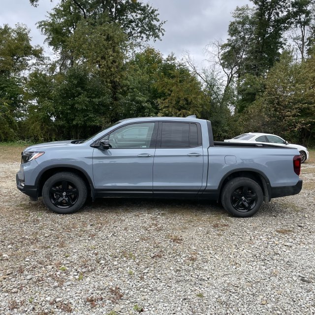 Used 2022 Honda Ridgeline Black Edition image 3