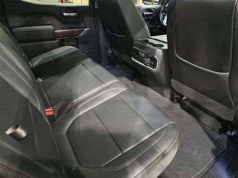 Used 2019 GMC Sierra 1500 SLT image 11