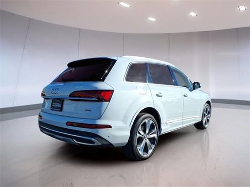 Used 2022 Audi Q7 3.0T Premium Plus image 2