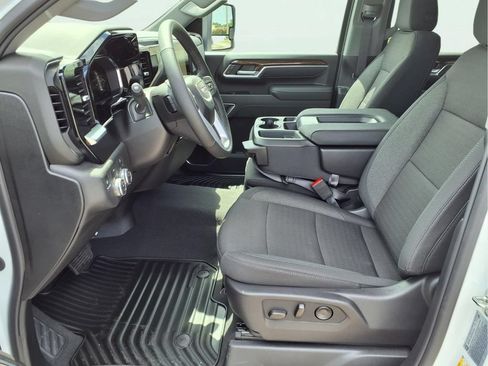 New 2026 GMC Sierra 3500 SLE w/ SLE Value Package AWD/4WD image 17