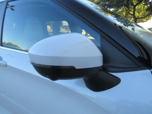 Used 2025 Mitsubishi Outlander SE image 23