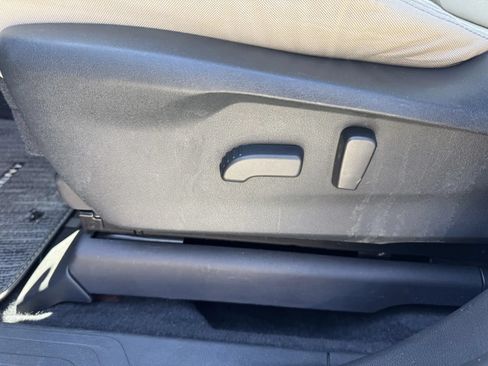 Used 2019 Subaru Ascent Premium AWD/4WD image 15