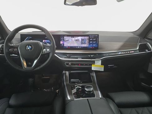Used 2026 BMW X5 sDrive40i w/ Premium Package image 10