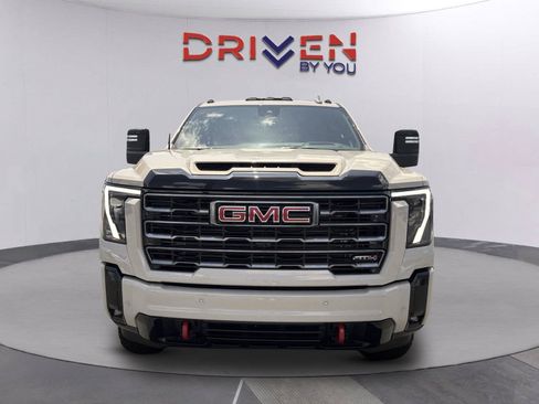 New 2026 GMC Sierra 2500 AT4 w/ AT4 Premium Plus Package AWD/4WD image 9