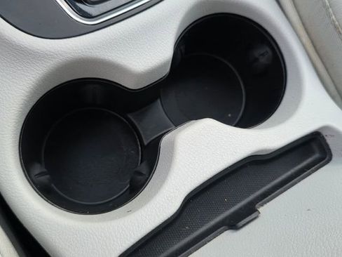 Used 2020 Jeep Cherokee Limited w/ Technology Group image 36