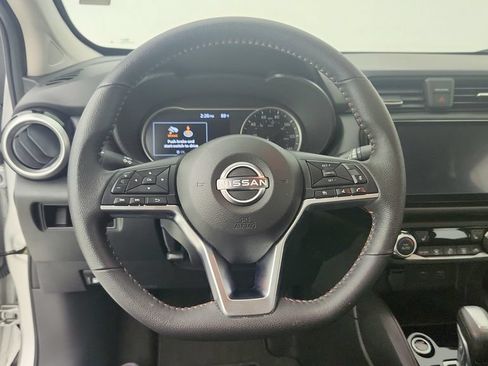 Used 2025 Nissan Versa SR w/ Trunk Package FWD image 17