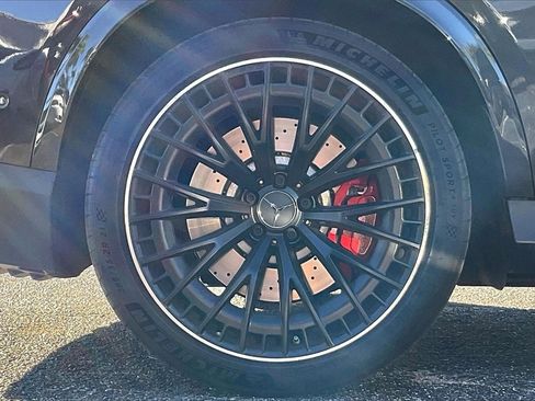 Used 2025 Mercedes-Benz GLC 63 AMG S image 36