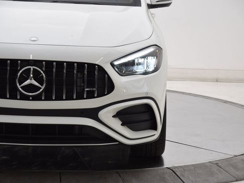 New 2026 Mercedes-Benz GLA 35 AMG 4MATIC image 10