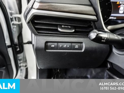 Used 2025 Nissan Altima 2.5 SV FWD image 33