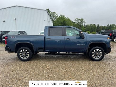 Used 2024 Chevrolet Silverado 2500 Custom w/ Custom Value Package AWD/4WD image 30