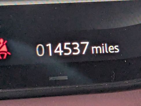 Used 2024 Land Rover Range Rover Sport Dynamic SE image 32