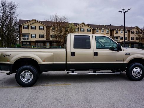 Used 2001 Ford F350 4x4 Crew Cab DRW Super Duty image 20