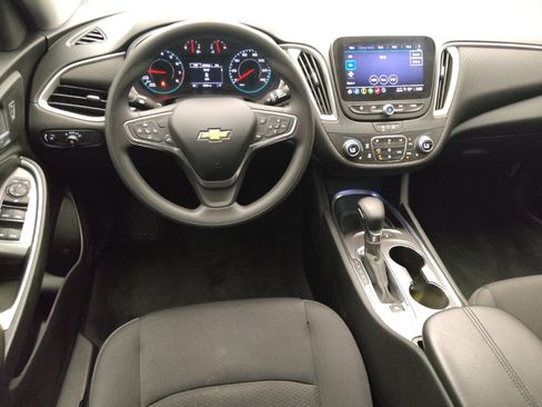 Used 2022 Chevrolet Malibu LT FWD image 22