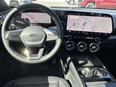 New 2026 Chevrolet Blazer EV LT image 8