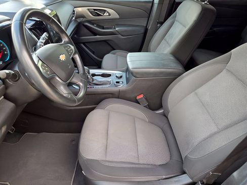 Used 2023 Chevrolet Traverse LT AWD/4WD image 11