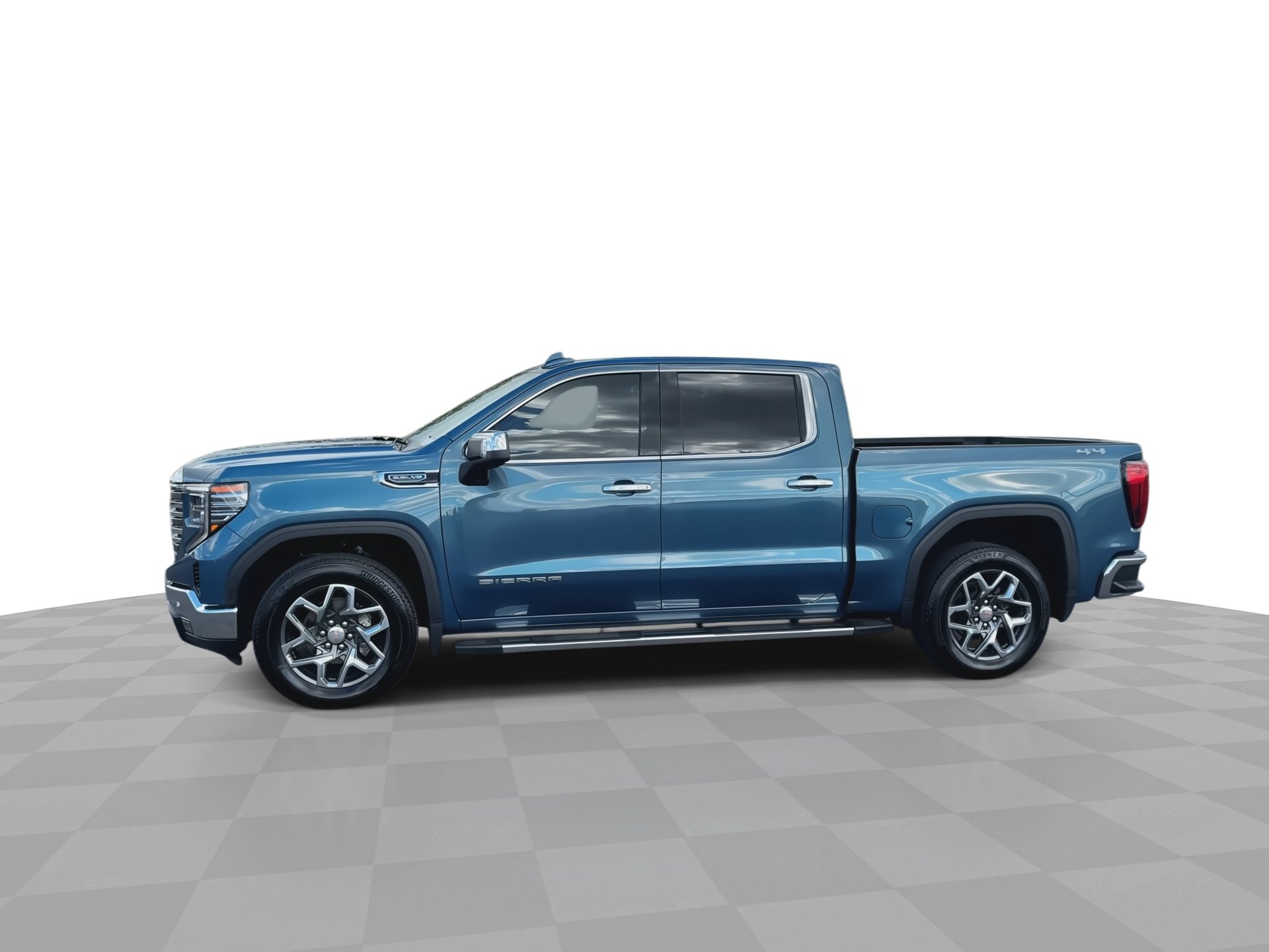 Certified 2024 GMC Sierra 1500 SLT w/ SLT Premium Plus Package AWD/4WD image 5