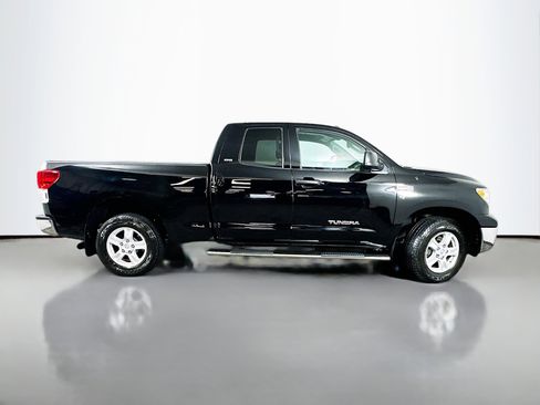 Used 2010 Toyota Tundra 4x4 Double Cab image 8