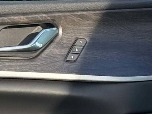 New 2026 Jeep Grand Cherokee Limited image 37