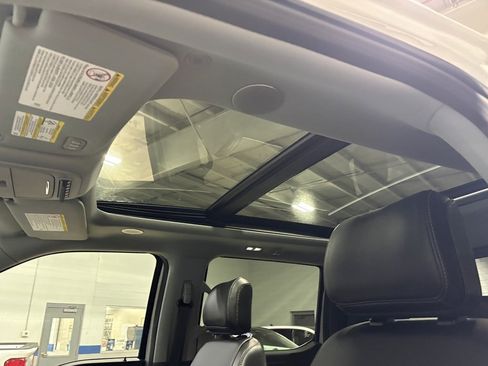 Used 2024 Ford F350 Lariat w/ Lariat Ultimate Package image 25