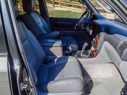 Used 1999 Toyota Land Cruiser image 19