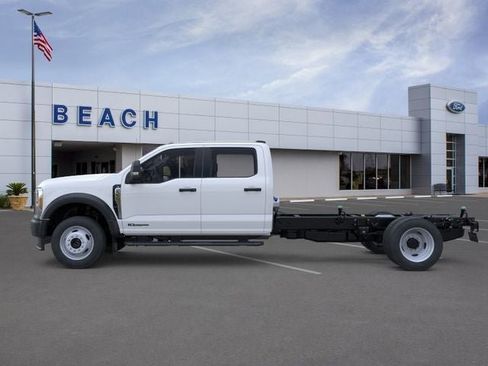 New 2026 Ford F550 4x4 Crew Cab Super Duty image 4