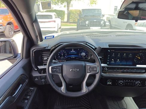 Used 2024 Chevrolet Silverado 1500 RST image 22
