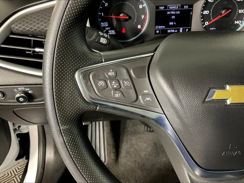 Used 2024 Chevrolet Malibu LT image 26