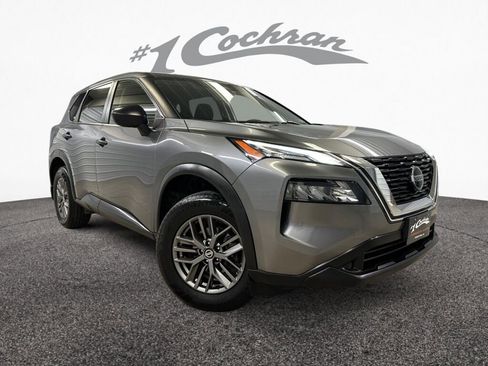 Used 2021 Nissan Rogue S AWD/4WD image 2