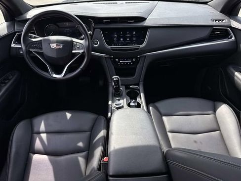 Used 2023 Cadillac XT6 Luxury FWD image 18