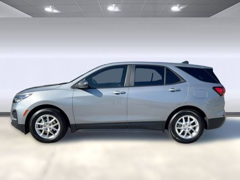 Certified 2023 Chevrolet Equinox LS w/ LS Convenience Package image 2