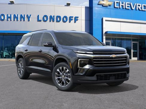 New 2026 Chevrolet Traverse LT w/ Sun and Wheel Package AWD/4WD image 7