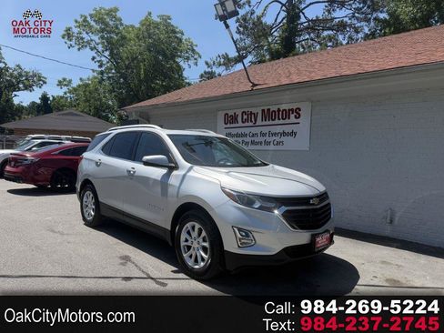 Used 2018 Chevrolet Equinox LT w/ Sun & Infotainment Package AWD/4WD image 1