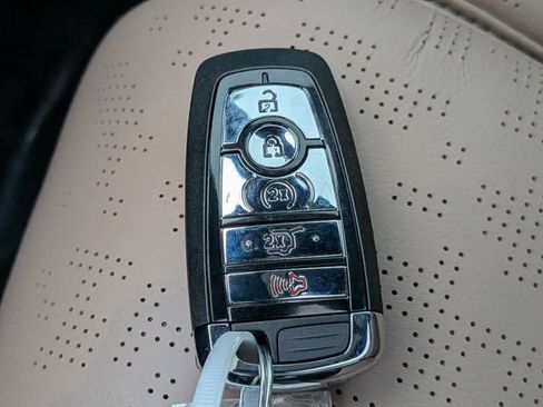 New 2026 Lincoln Navigator Black Label image 30