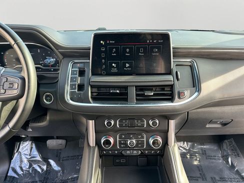 Used 2024 GMC Yukon SLT image 14