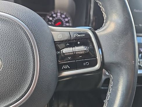 Used 2021 Kia Sorento S FWD image 13