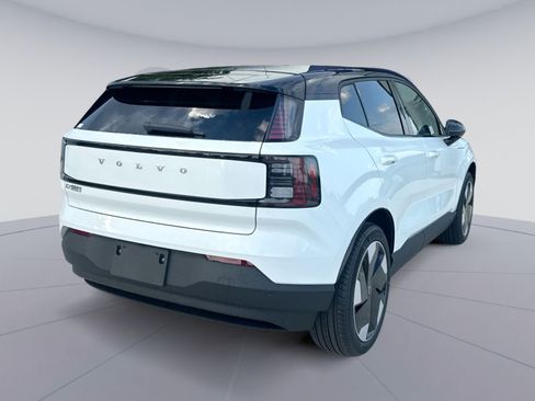 New 2026 Volvo EX30 Plus w/ Protection Package Premier RWD image 7