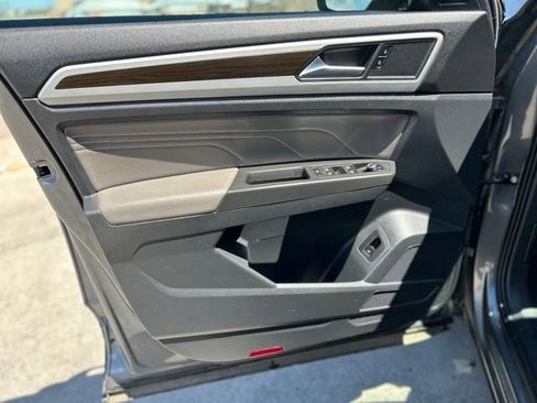 Used 2022 Volkswagen Atlas SE AWD/4WD image 11