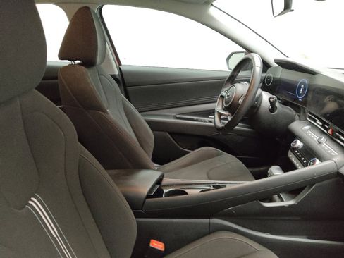 Used 2023 Hyundai Elantra SEL w/ Convenience Package FWD image 21