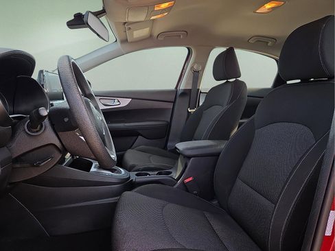 Used 2024 Kia Forte LXS image 14