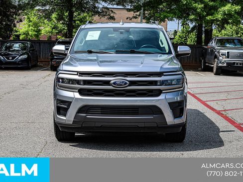 Used 2024 Ford Expedition XLT RWD image 11