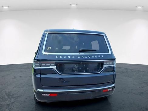 Used 2025 Jeep Grand Wagoneer 4WD image 13