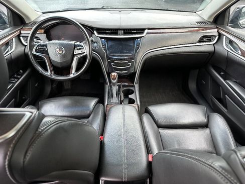 Used 2013 Cadillac XTS Premium image 11