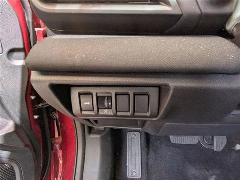 Used 2025 Subaru Legacy Premium AWD/4WD image 17