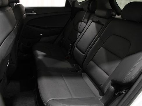 Used 2017 Hyundai Tucson SE Plus image 19