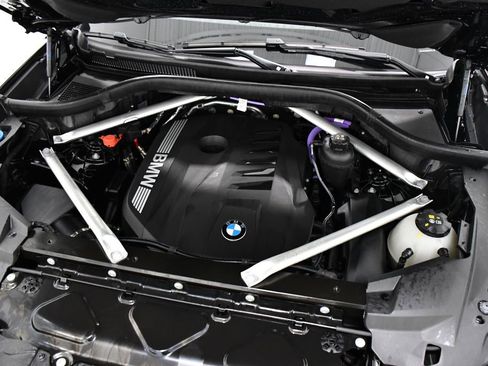 Used 2024 BMW X5 xDrive40i image 6