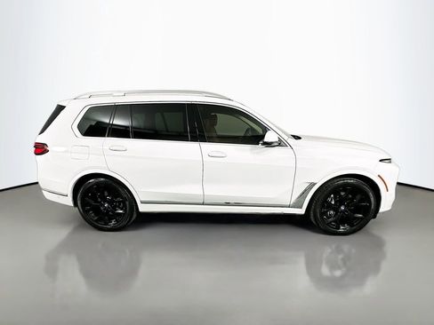 Certified 2023 BMW X7 xDrive40i w/ Premium Package image 4