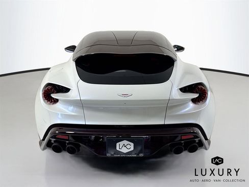 Used 2019 Aston Martin Vanquish Zagato RWD image 7