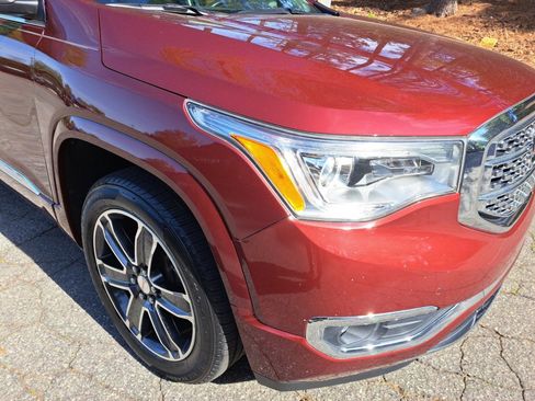 Used 2018 GMC Acadia Denali w/ Technology Package image 16